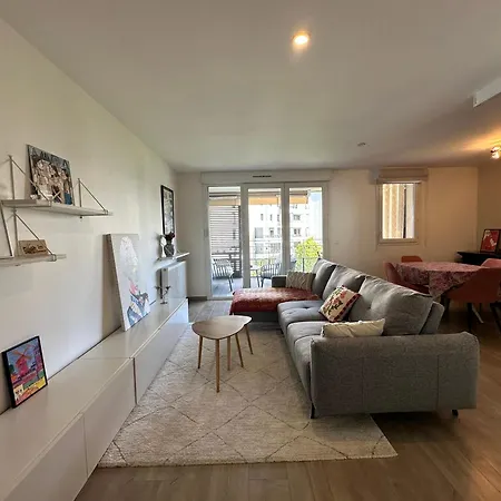 T3 2 Avec Balcon Et Place De Stationnement Apartment Annecy